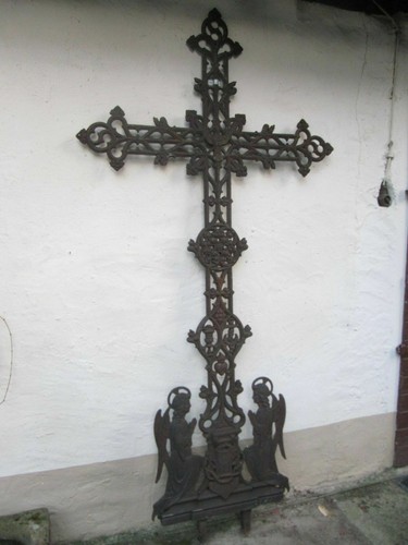 Gigantisches wegekreuz kreuz - wegekreuz,