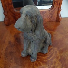 Figur Hund Dackel aus