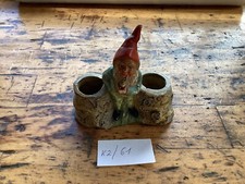 niedlicher alter Gartenzwerg