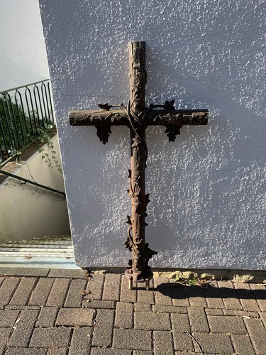 Altes garbkreuz eisenguss - garbkreuz,